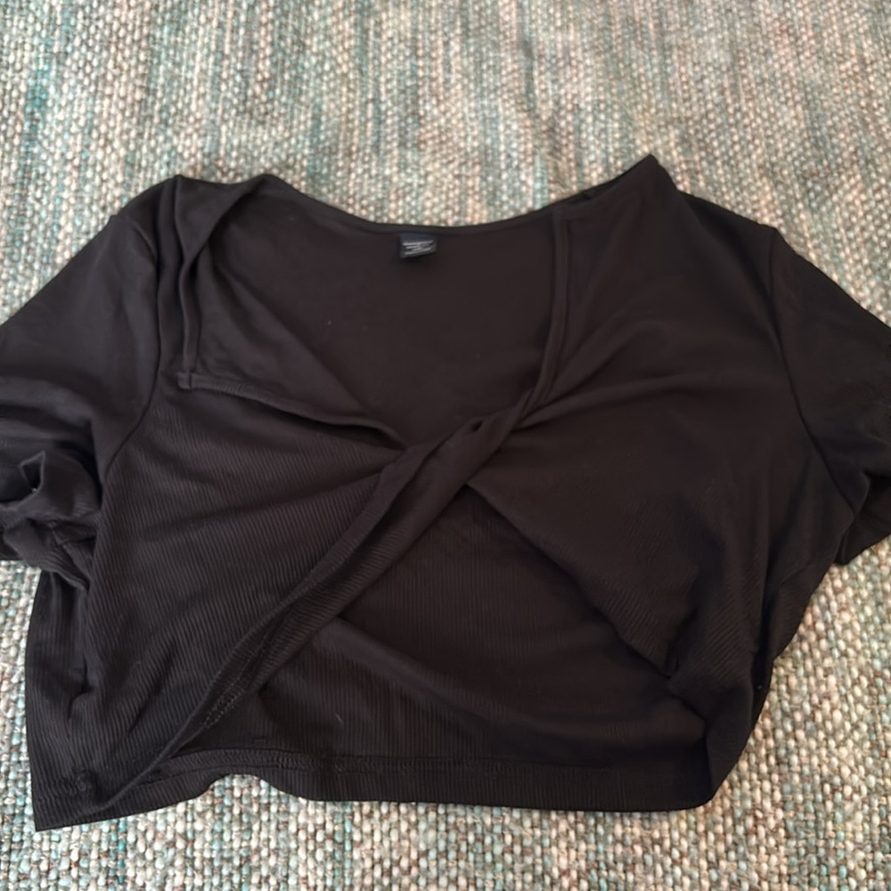 crop tee - Picture 3 of 5